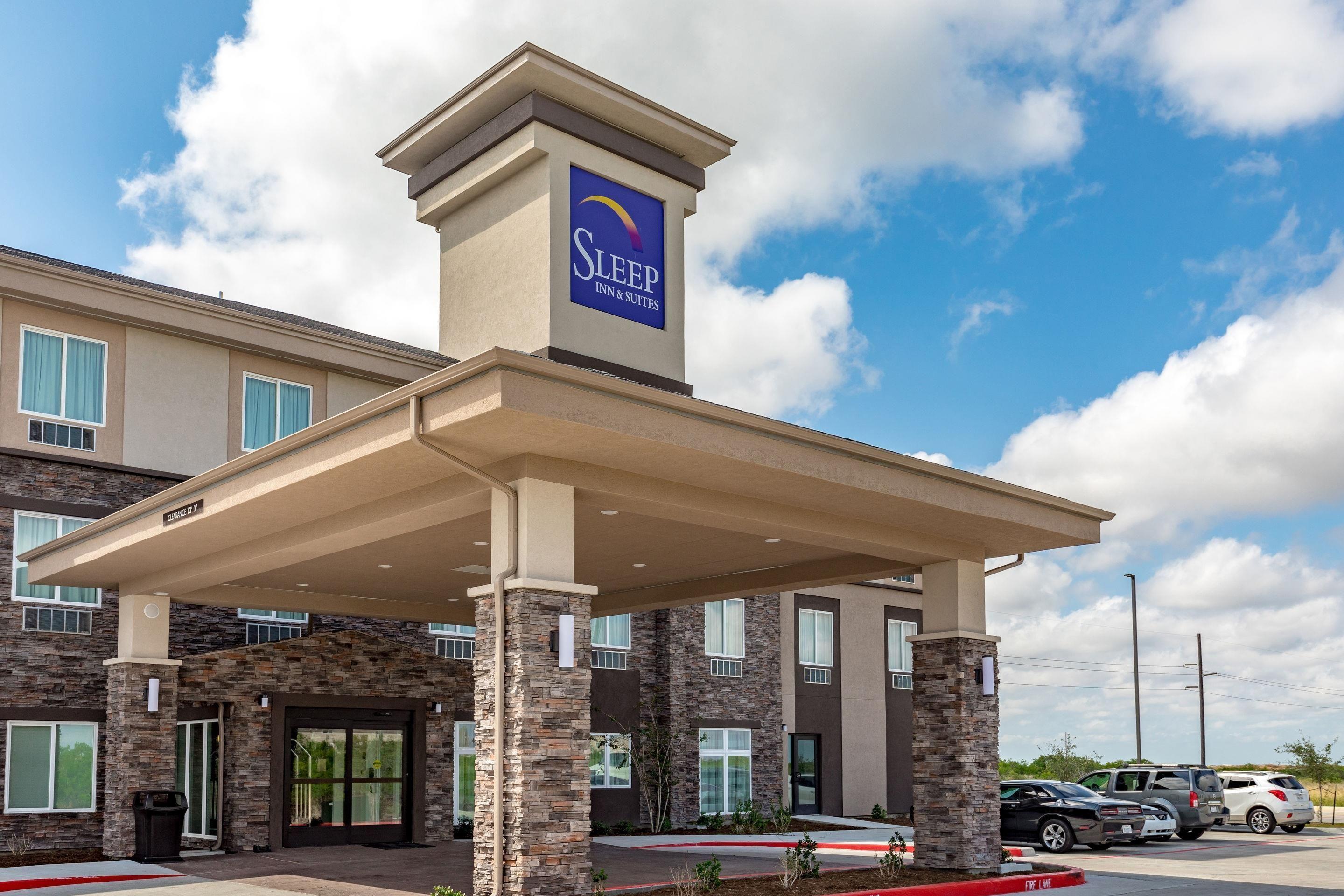 7 Central Hotels In Texas Gulf Coast That Stand Out