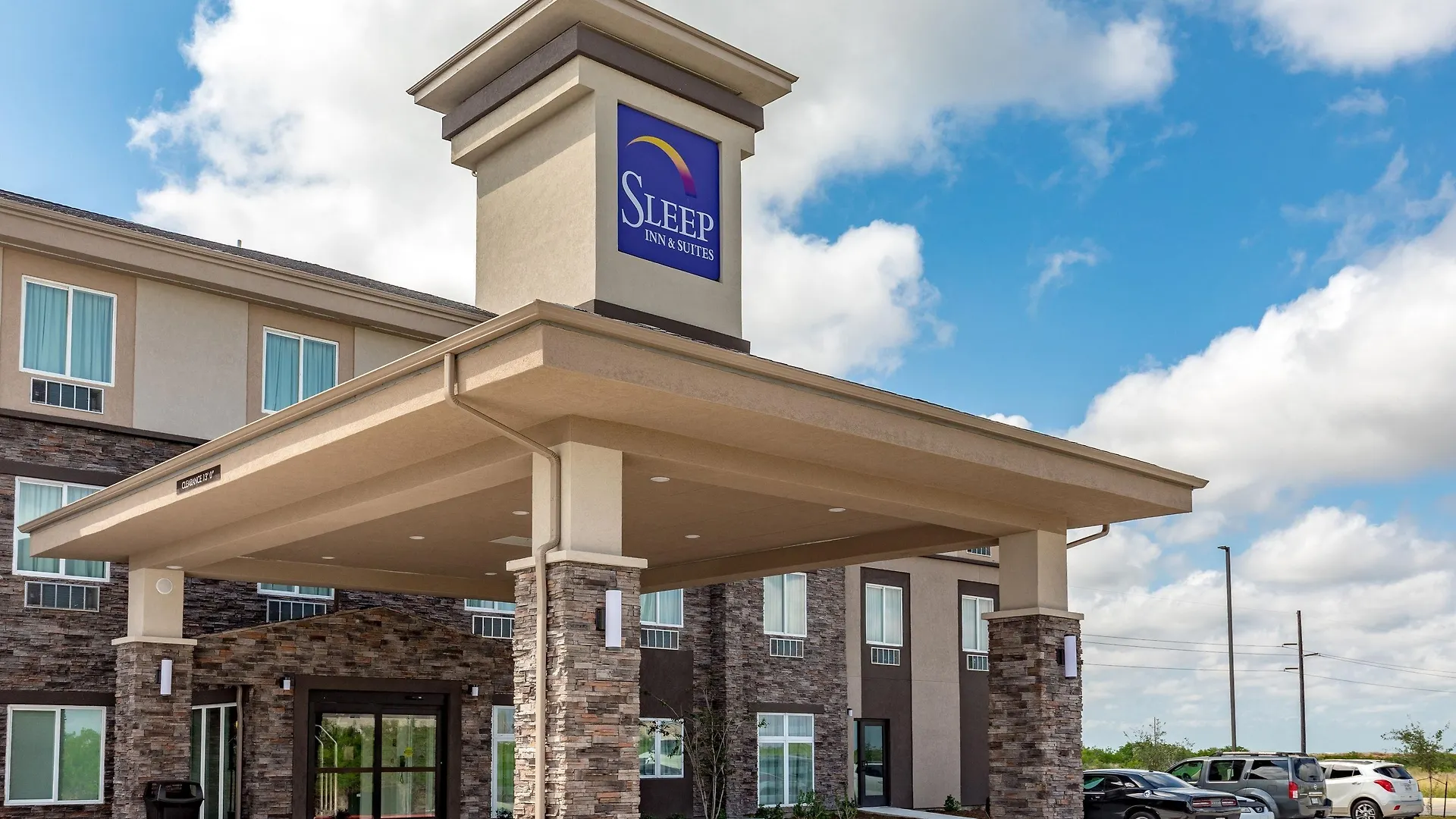 7 Central Hotels In Texas Gulf Coast That Stand Out